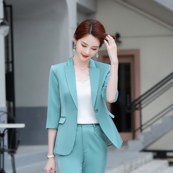 西服套裝